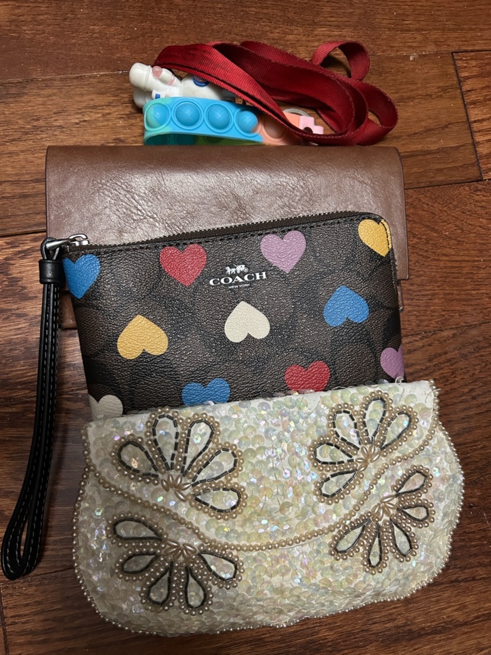 NWT JUICY Couture Pink Sequin Barrel Heart Shoulder Bag Gold look Chain Handle - Picture 13 of 14